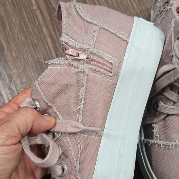 Blowfish casual sneaker / shoe . Side zipper up closure with laces . 7.5 - Picture 3 of 6